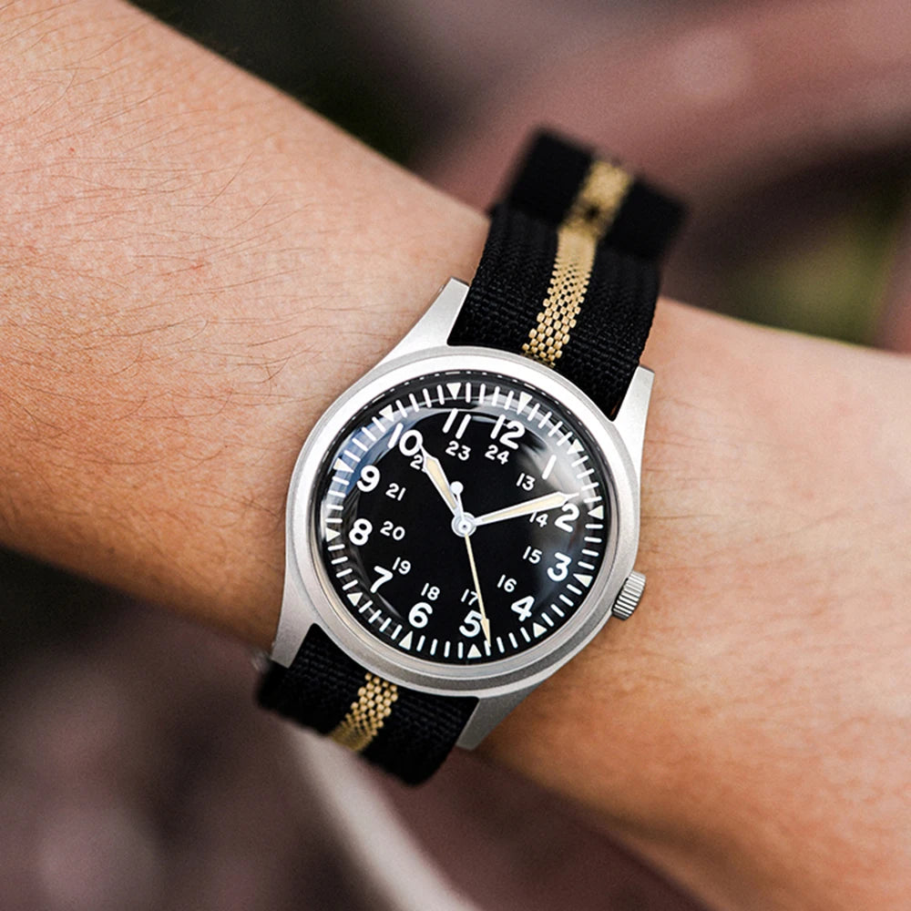 Military Watches for Men 34.5mm Quartz Super 2035 Movement Luminous Retro Wristwatch with Rugged Nylon Band 50m Waterproof