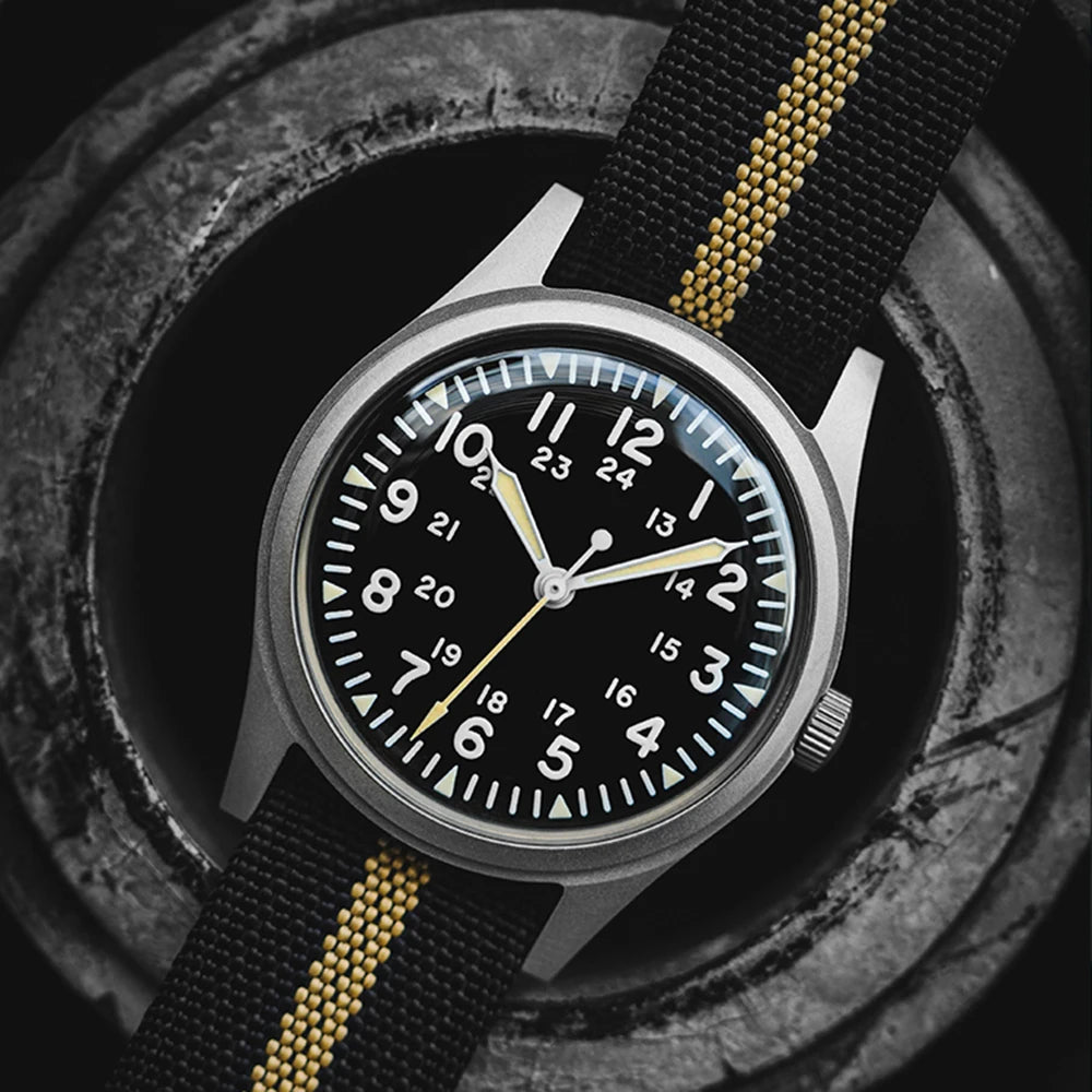Military Watches for Men 34.5mm Quartz Super 2035 Movement Luminous Retro Wristwatch with Rugged Nylon Band 50m Waterproof