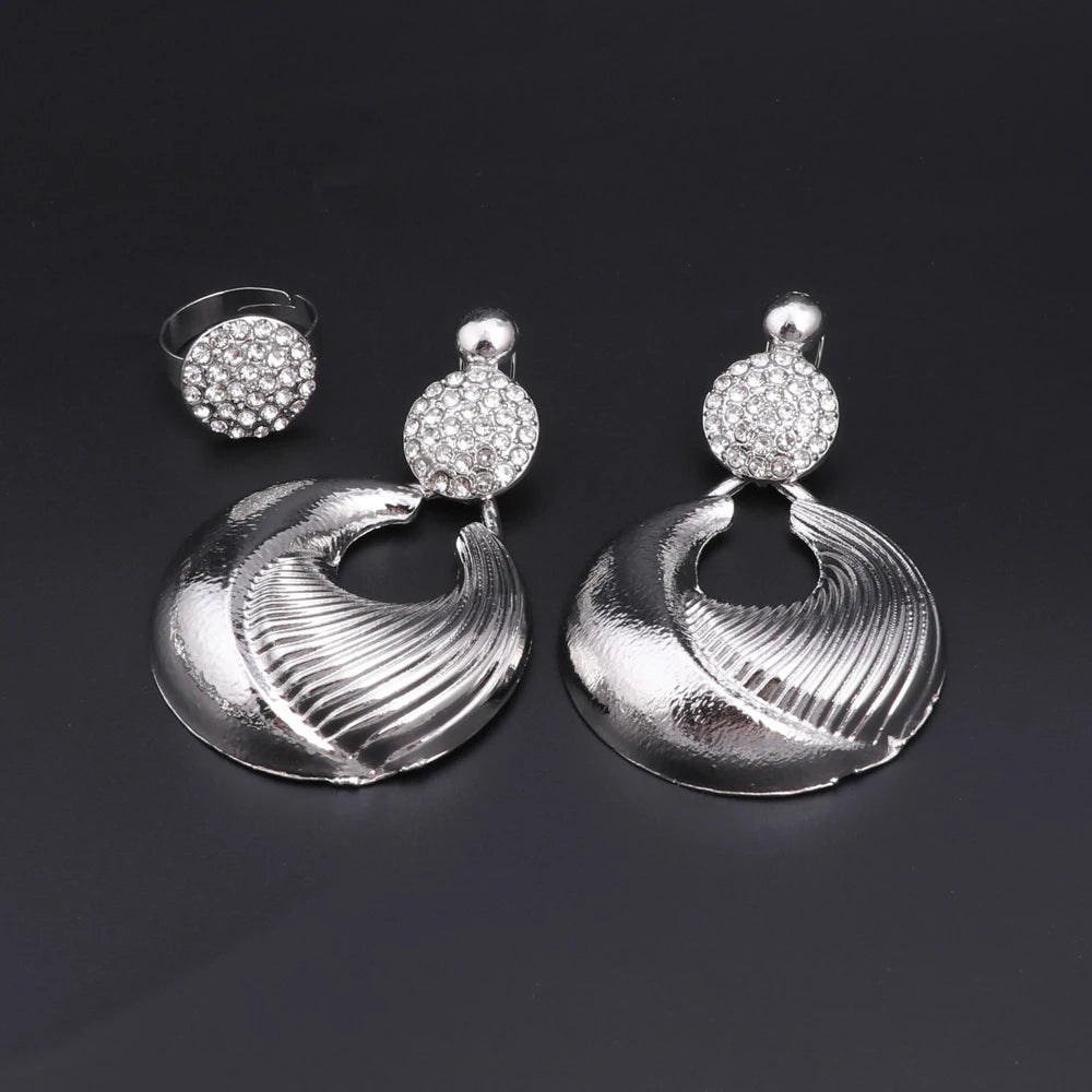 Dubai Jewelry Set For Women Silver Plated Luxury Necklace Earrings Bracelet And Ring Set Jewelry For Wedding Party Trending ﻿ - TheGlamTrend200001033:361180GoldGoldDubai Jewelry Set For Women Silver Plated Luxury Necklace Earrings Bracelet And Ring Set Jewelry For Wedding Party Trending ﻿