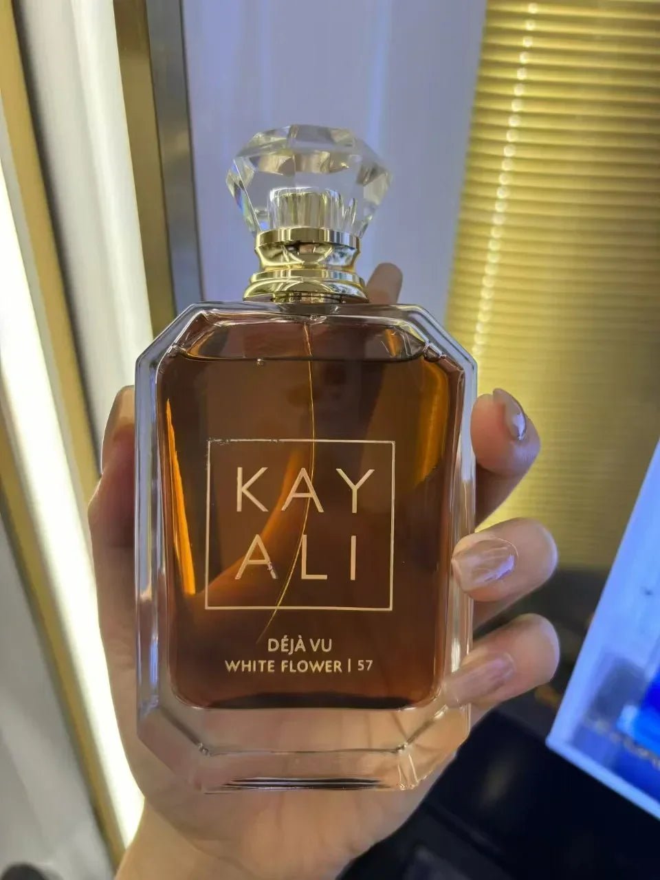 Elegant Women’s Perfume 100ml – Alluring Fruity Floral Scent with Warm Woody Base for A Long - Lasting Romantic Impression - TheGlamTrend14:3654585757Elegant Women’s Perfume 100ml – Alluring Fruity Floral Scent with Warm Woody Base for A Long - Lasting Romantic Impression