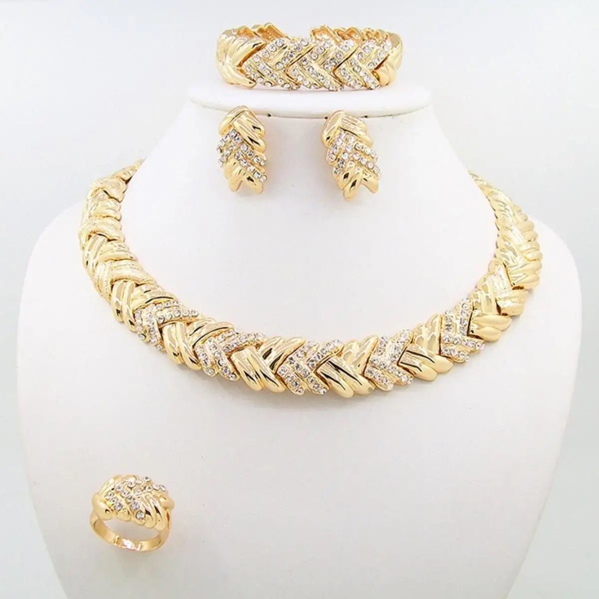 ewelry for Women Fashion Crystal Jewelry Set 18k Gold Plated Rhinestone Clear Crystal Necklace Earrings Accessories Gifts for Pr - TheGlamTrend200000369:699;200000639:200661028;200000783:29;200001033:361181Gold - color845cm|WHITEewelry for Women Fashion Crystal Jewelry Set 18k Gold Plated Rhinestone Clear Crystal Necklace Earrings Accessories Gifts for Pr