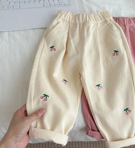Girls pants Spring and Autumn new Western Children's baby beige casual pants Cotton girls trousers Fashion - TheGlamTrend14:771;200000463:2000041883T 100CMBeige3T 100CMGirls pants Spring and Autumn new Western Children's baby beige casual pants Cotton girls trousers Fashion