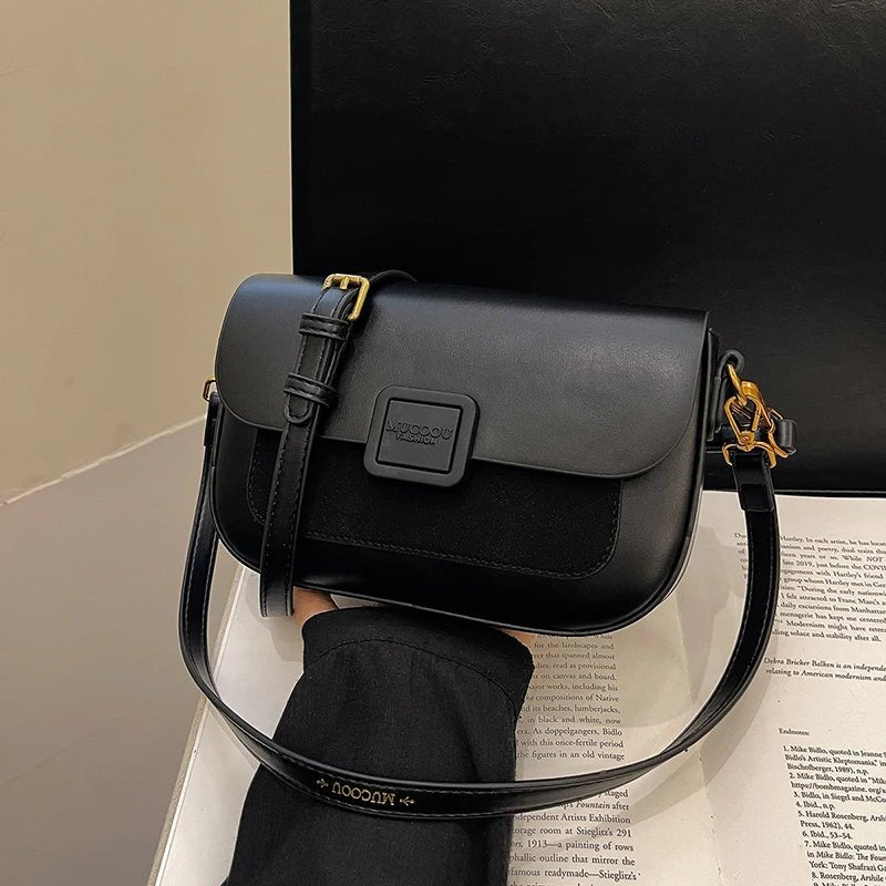Women's Bag 2025 Autumn and Winter Simple Fashion Small Square Bag Korean Style High - Grade Fashion All - Match Casual Shoulder Bag - TheGlamTrend14:193BlackBlackWomen's Bag 2025 Autumn and Winter Simple Fashion Small Square Bag Korean Style High - Grade Fashion All - Match Casual Shoulder Bag